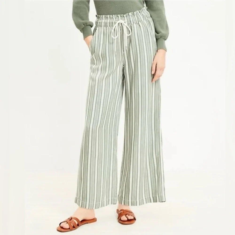 LOFT | MEDIUM EMORY WIDE LEG DRAWSTRING PANTS IN GREEN STRIPE - Picture 1 of 7